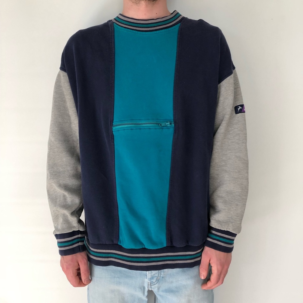 Vintage Men’s Color Block Crew Neck